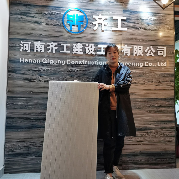 擠塑板安裝時如何進(jìn)行打磨